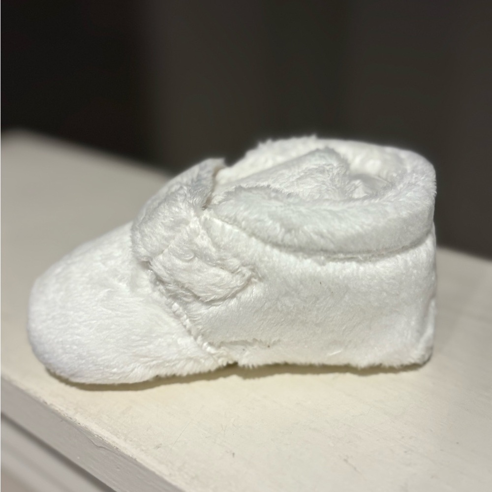 UGG Bixbee Infant Soft Baby Booties Slippers Pure White Sz 4/5~12-18 Months - Picture 5 of 10